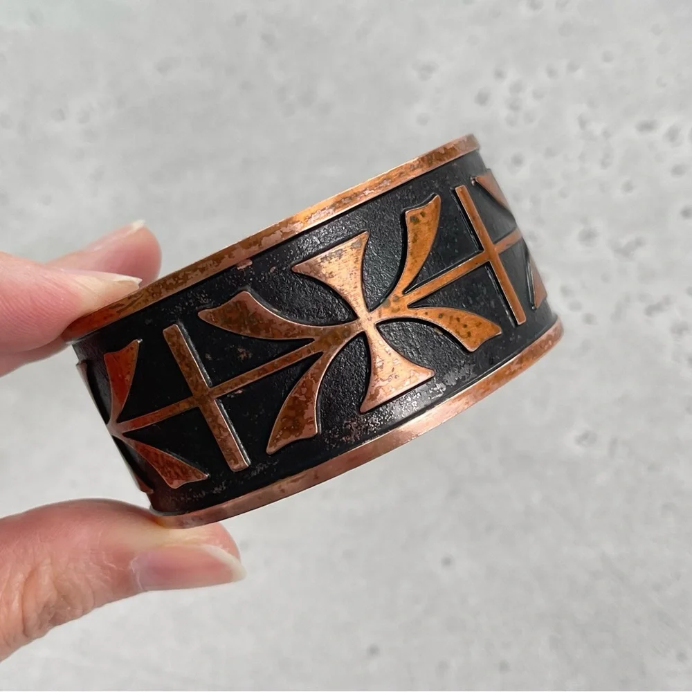Bell Trading Post Copper Native American Tribal Cuff Bracelet - Picture 6 of 10